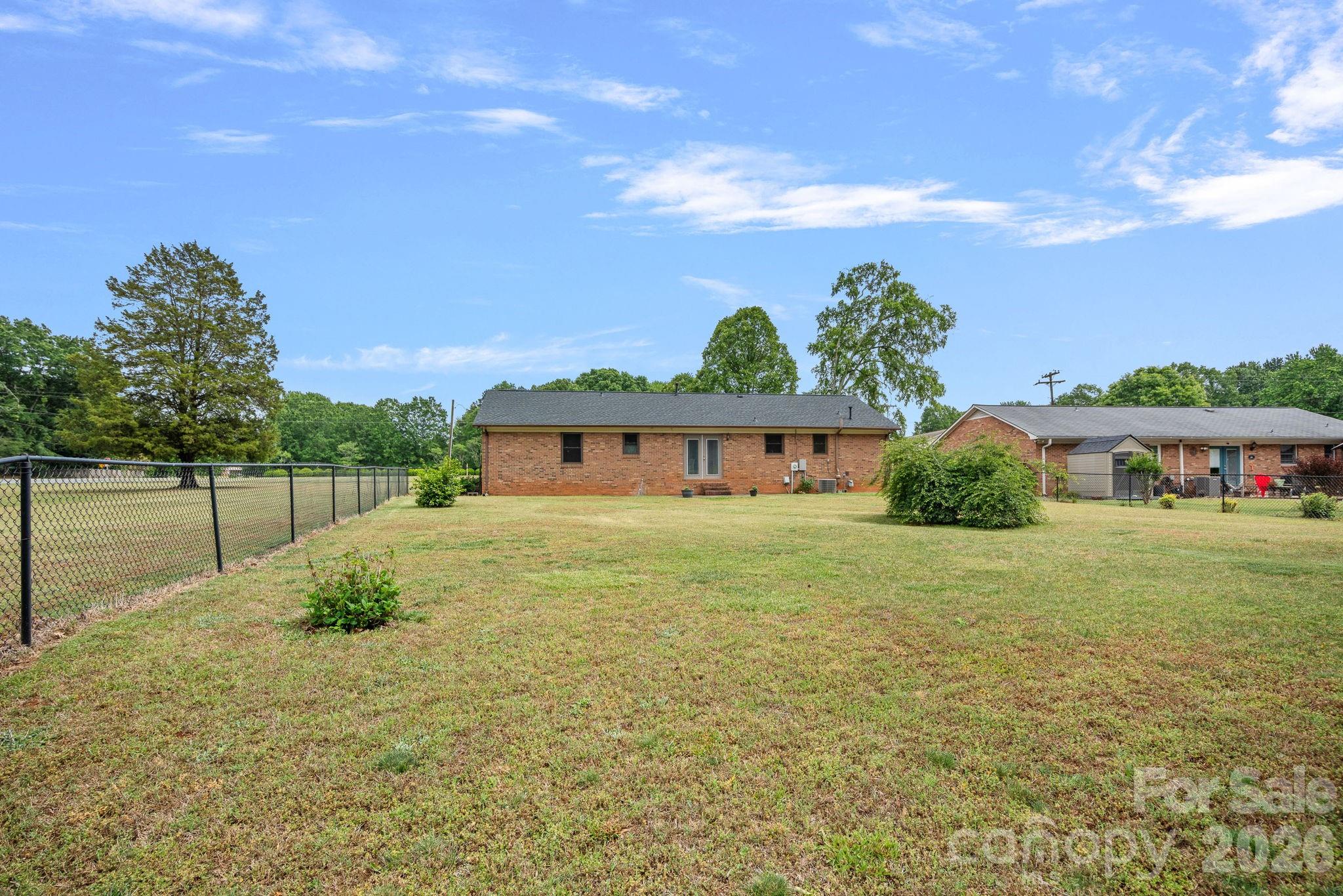 6131 Kinghurst Drive Charlotte NC 28216