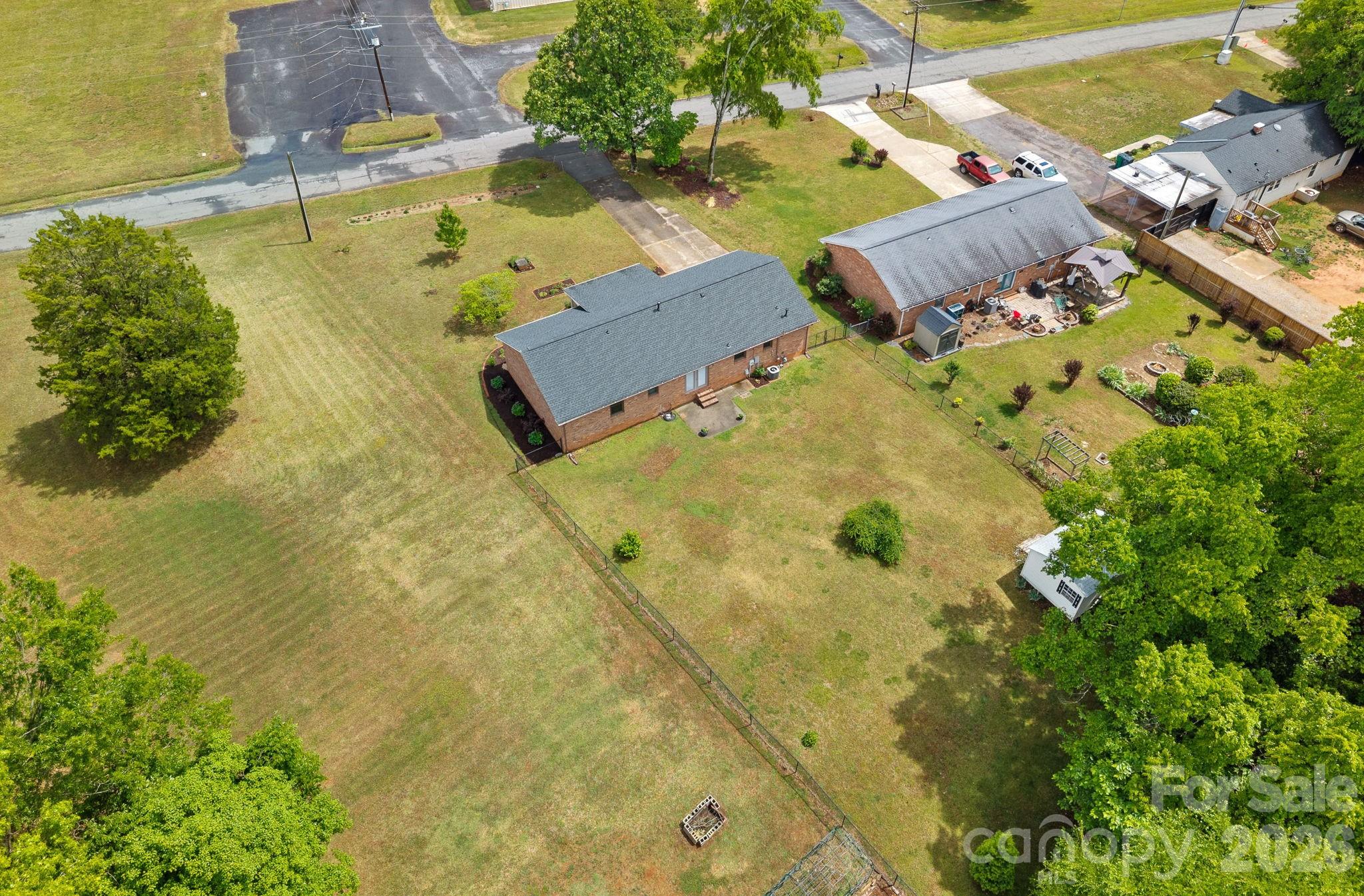 6131 Kinghurst Drive Charlotte NC 28216