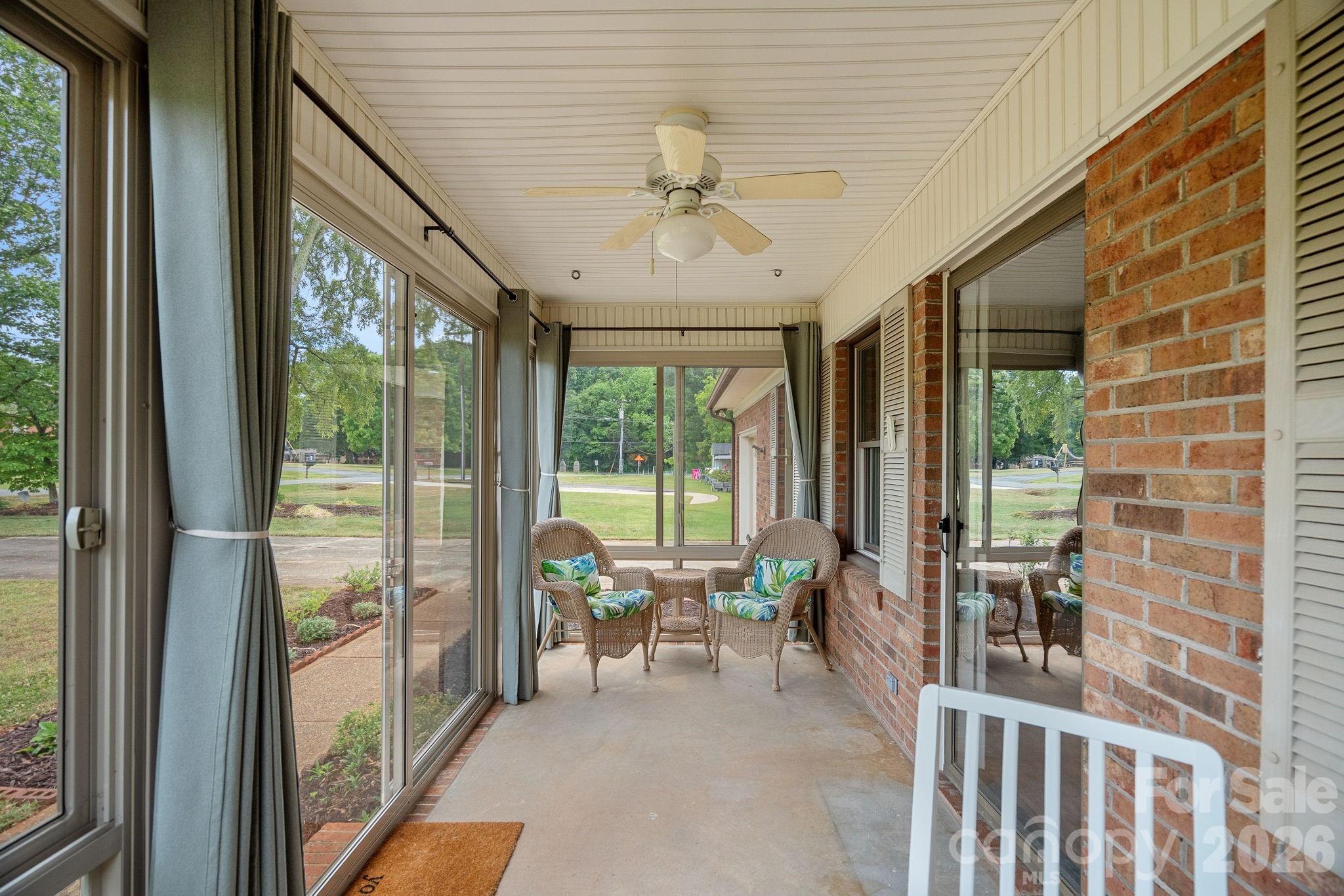 6131 Kinghurst Drive Charlotte NC 28216