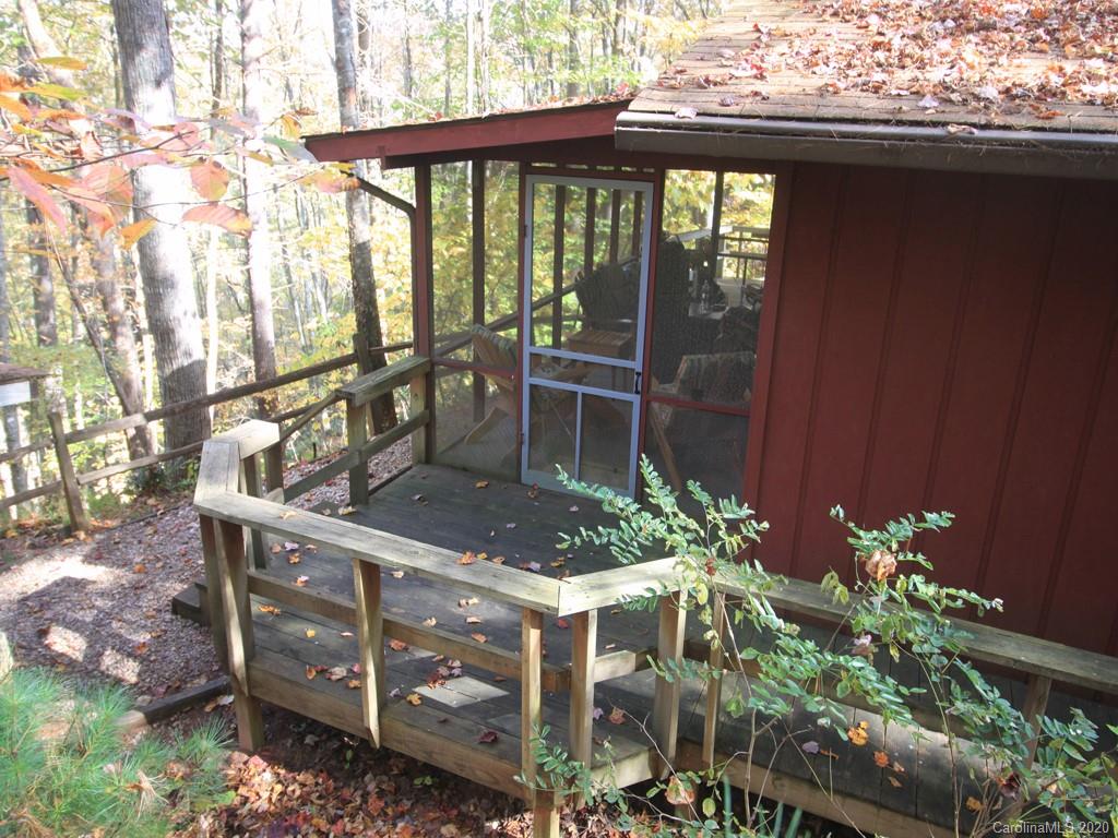 335 Byrd Mountain Estates Road Burnsville NC 28714