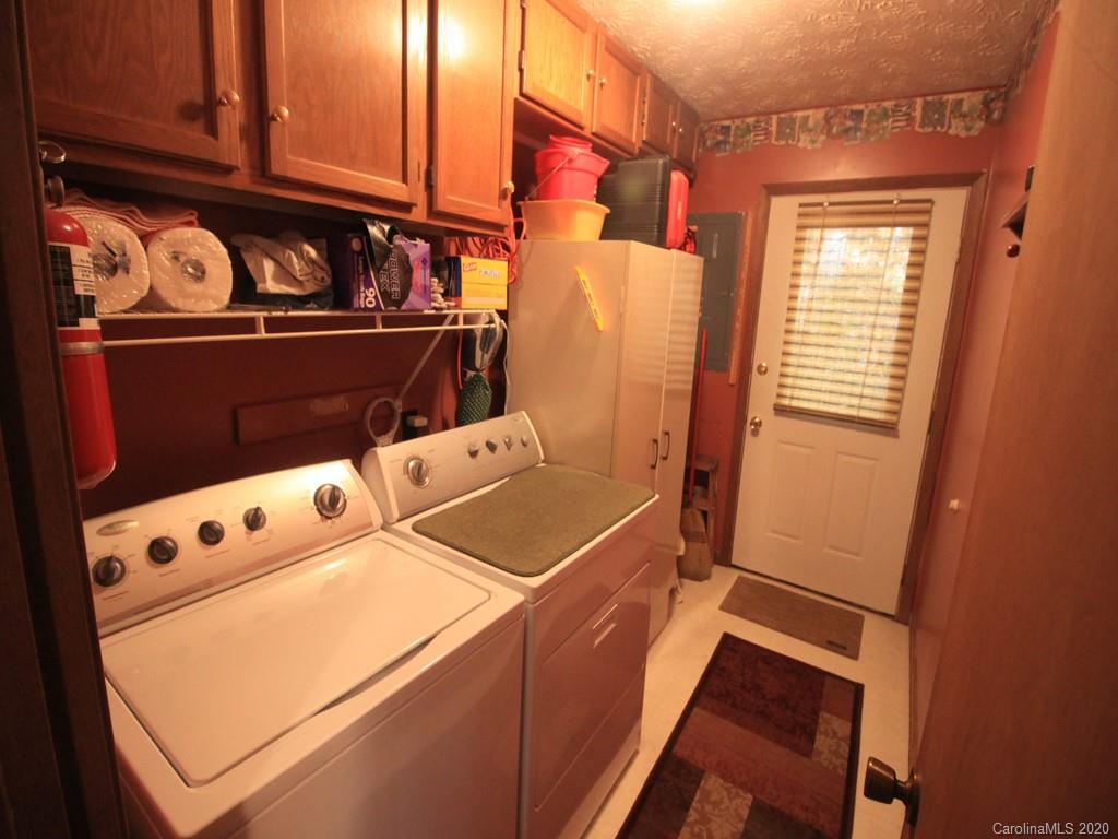 335 Byrd Mountain Estates Road Burnsville NC 28714