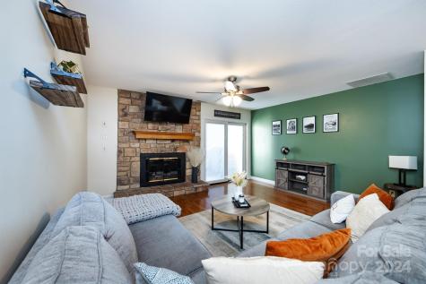 1535 South Point Road Belmont NC 28012