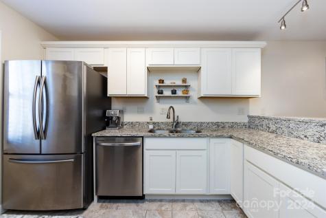 1535 South Point Road Belmont NC 28012