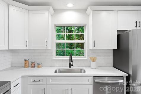 7621 Petrea Lane Charlotte NC 28227