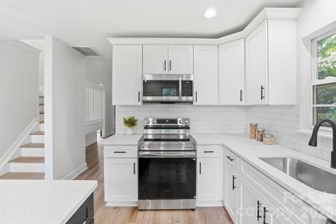 7621 Petrea Lane Charlotte NC 28227