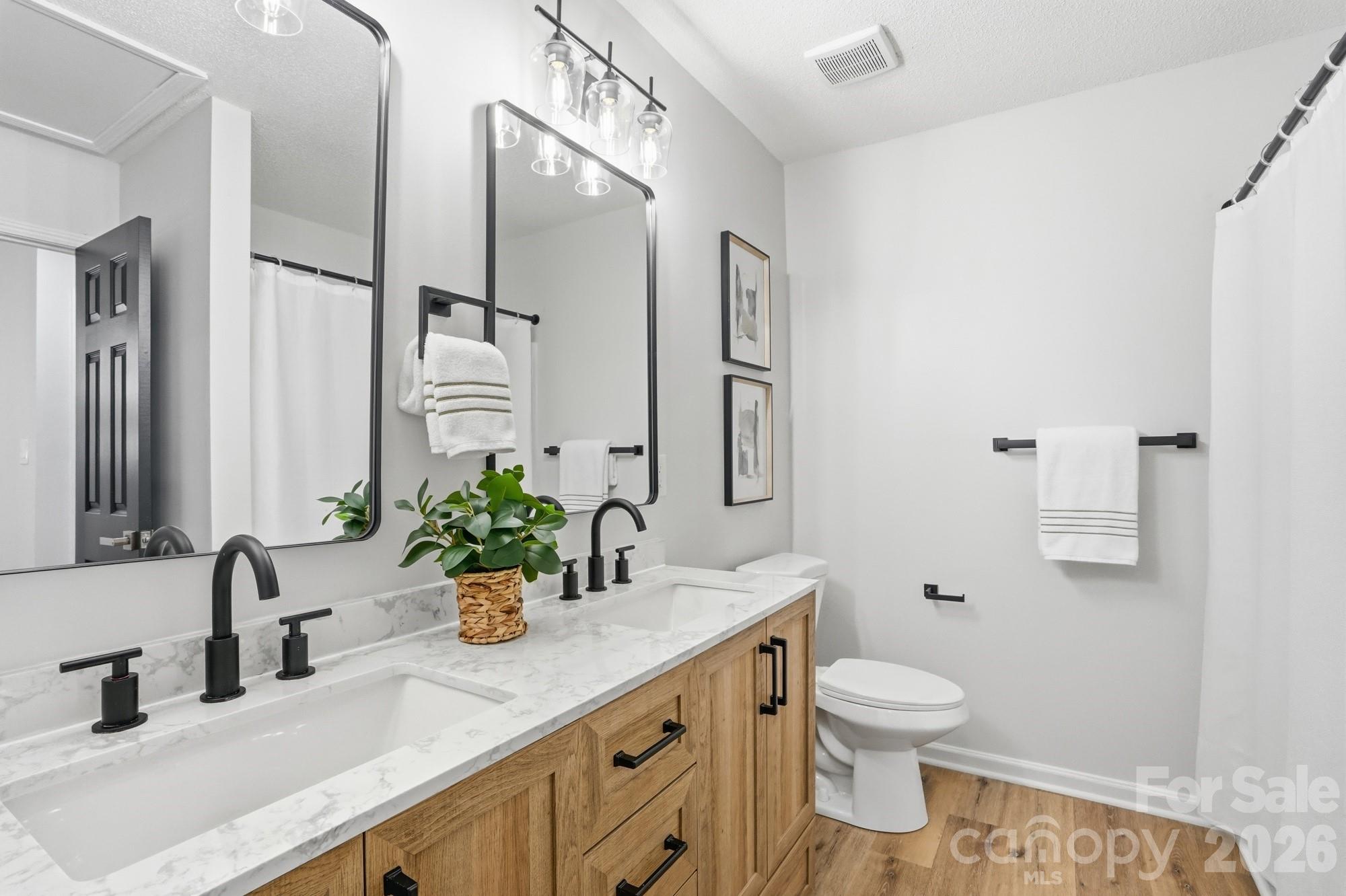 7621 Petrea Lane Charlotte NC 28227