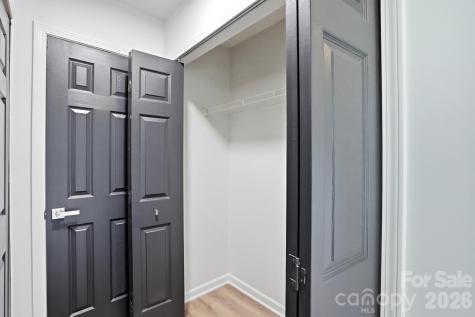 7621 Petrea Lane Charlotte NC 28227