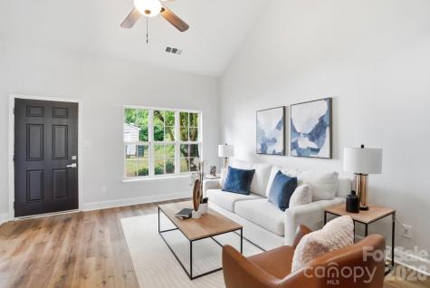 7621 Petrea Lane Charlotte NC 28227
