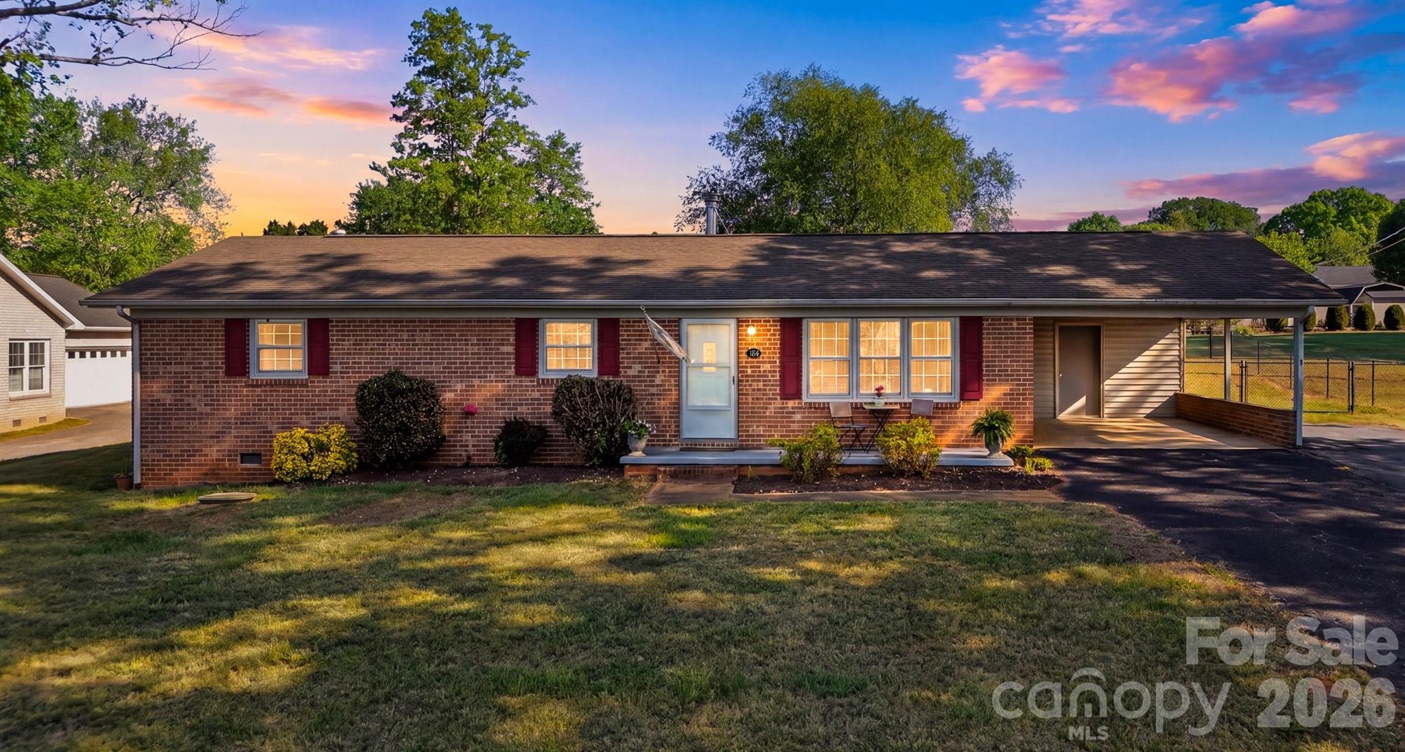 184 Edgegreen Court Taylorsville NC 28681