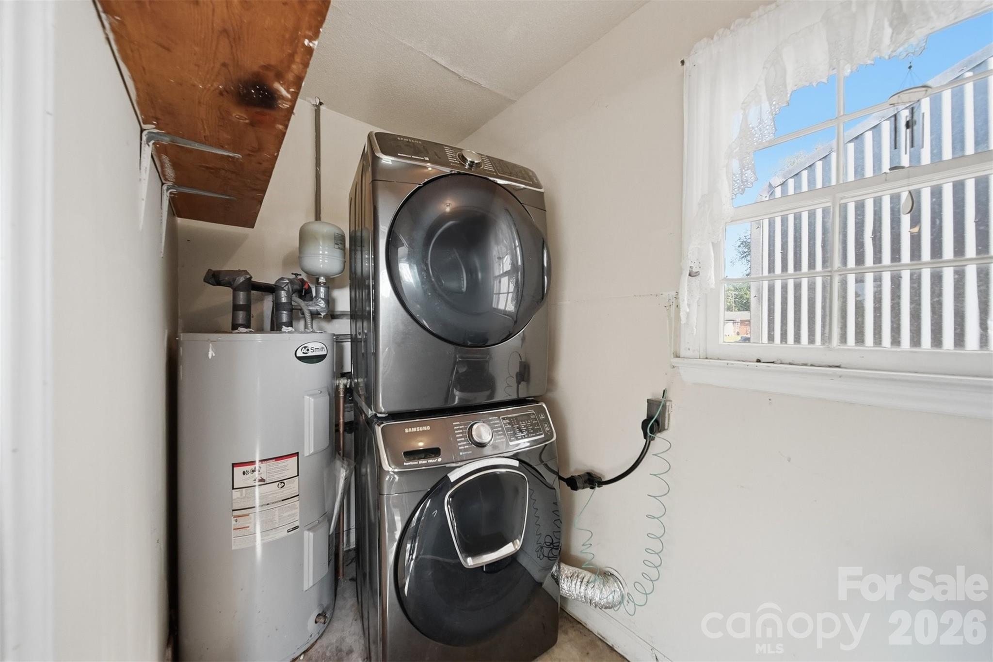 184 Edgegreen Court Taylorsville NC 28681
