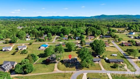 184 Edgegreen Court Taylorsville NC 28681