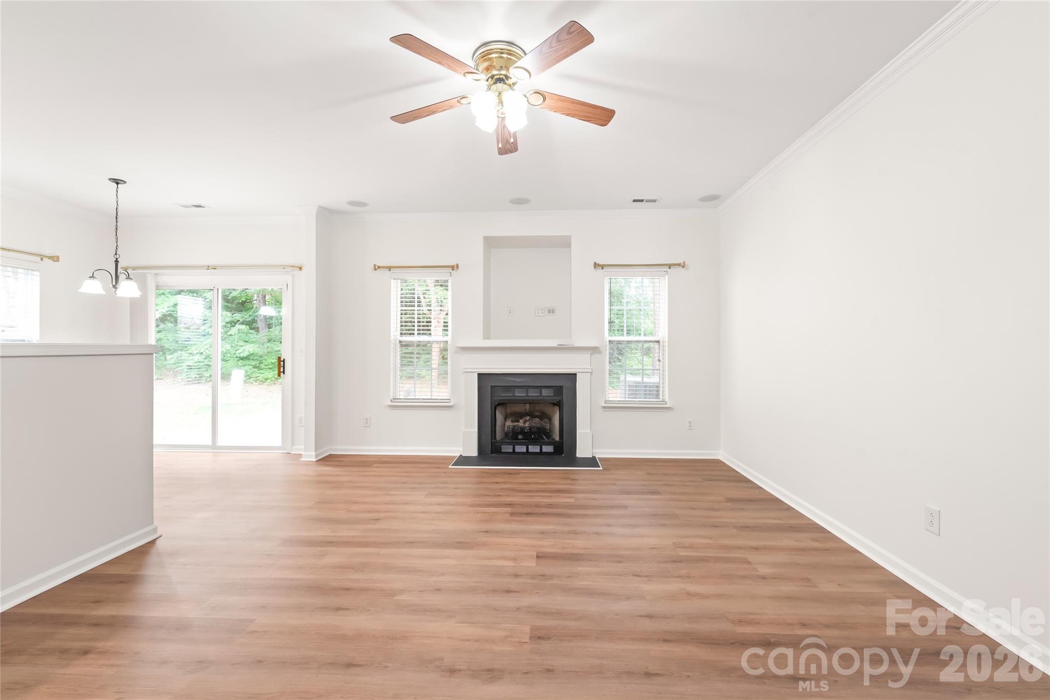 15583 Stronvar House Lane Charlotte NC 28277
