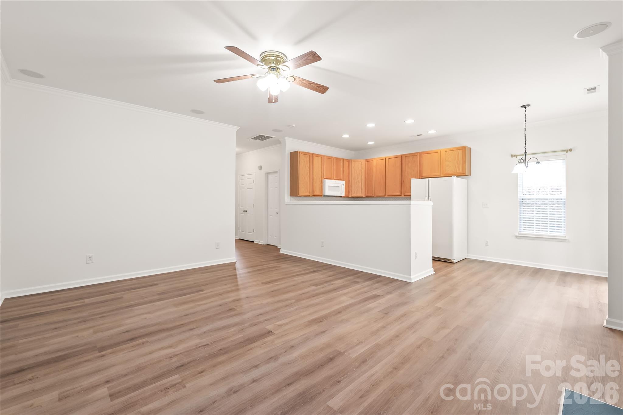 15583 Stronvar House Lane Charlotte NC 28277