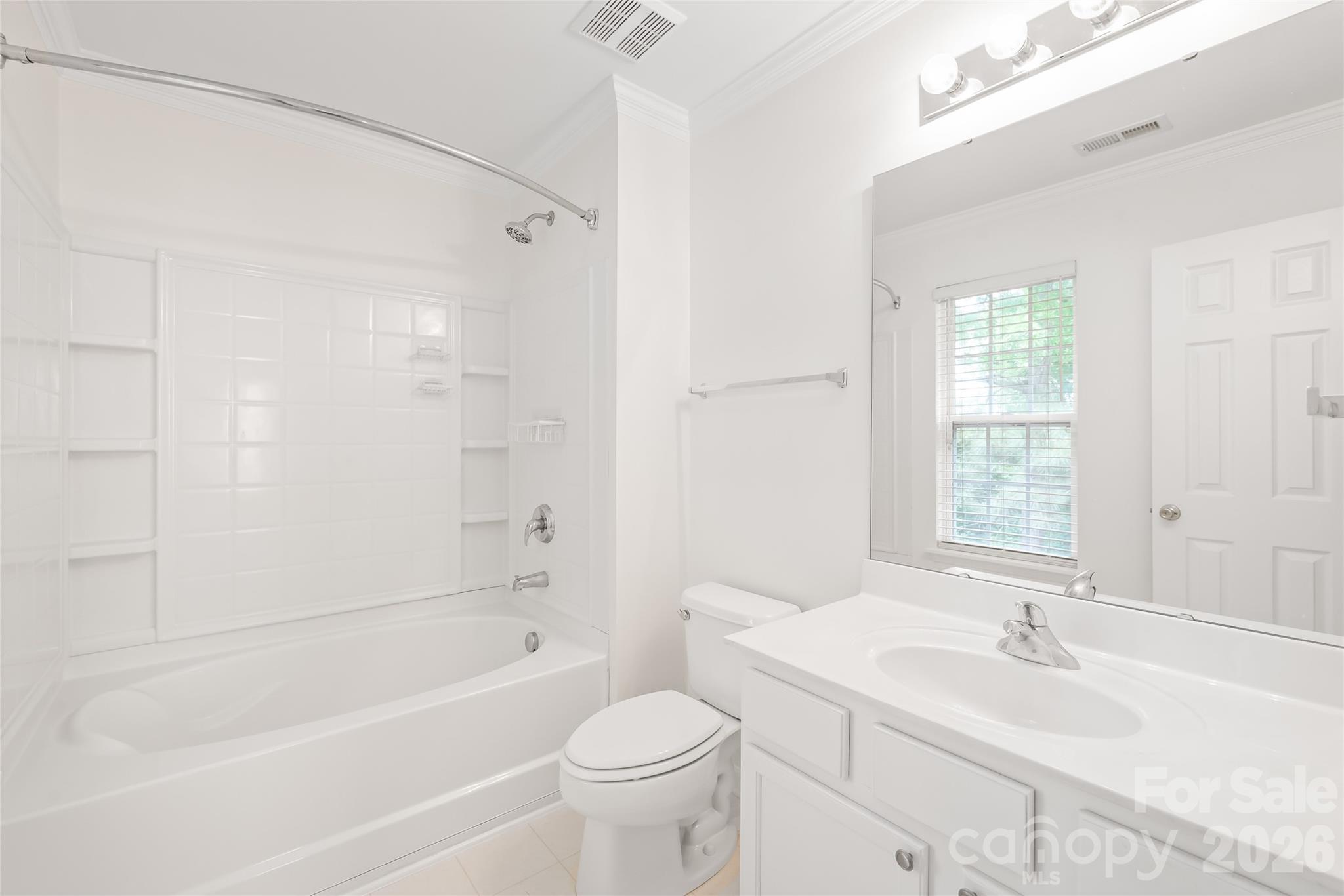 15583 Stronvar House Lane Charlotte NC 28277