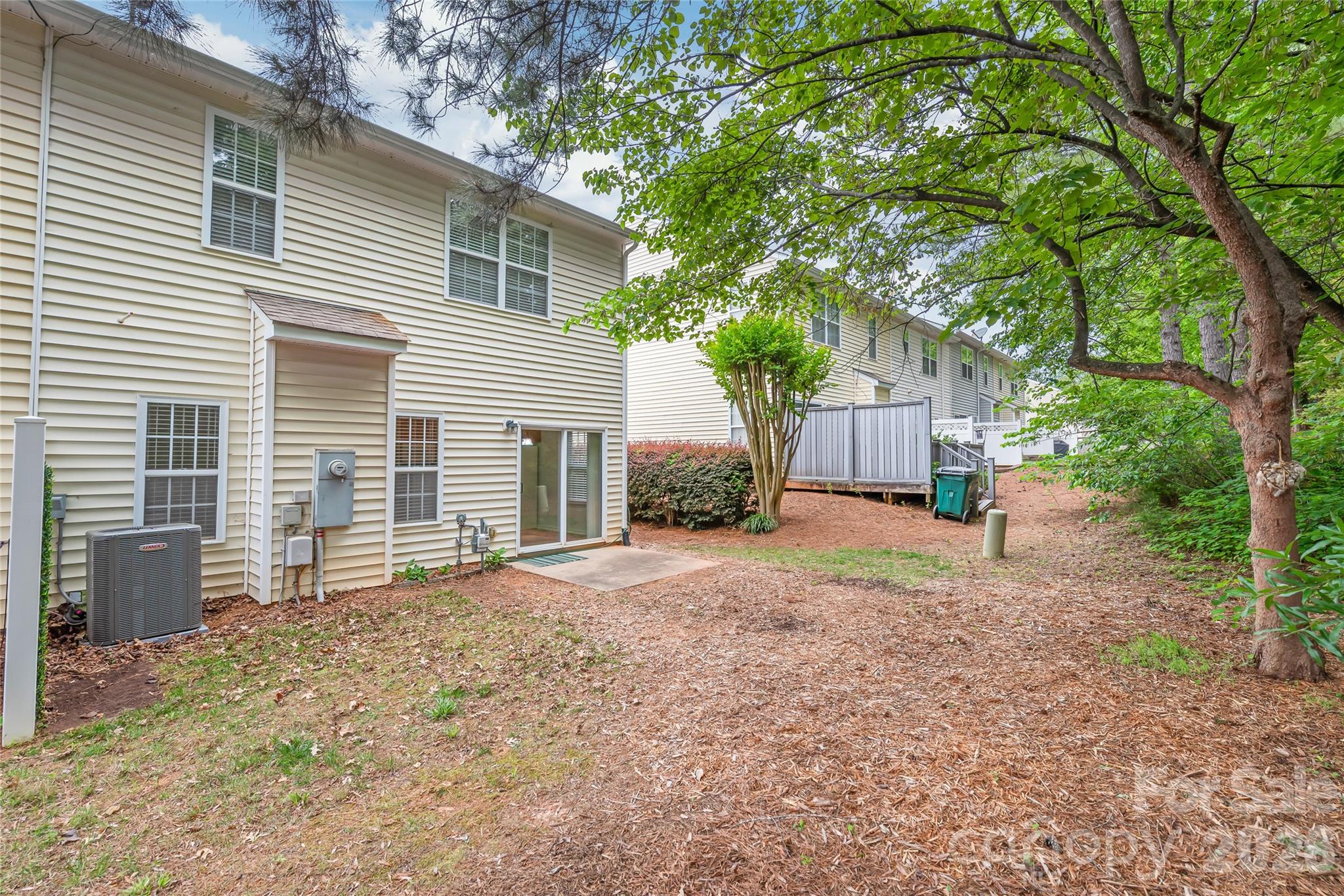 15583 Stronvar House Lane Charlotte NC 28277