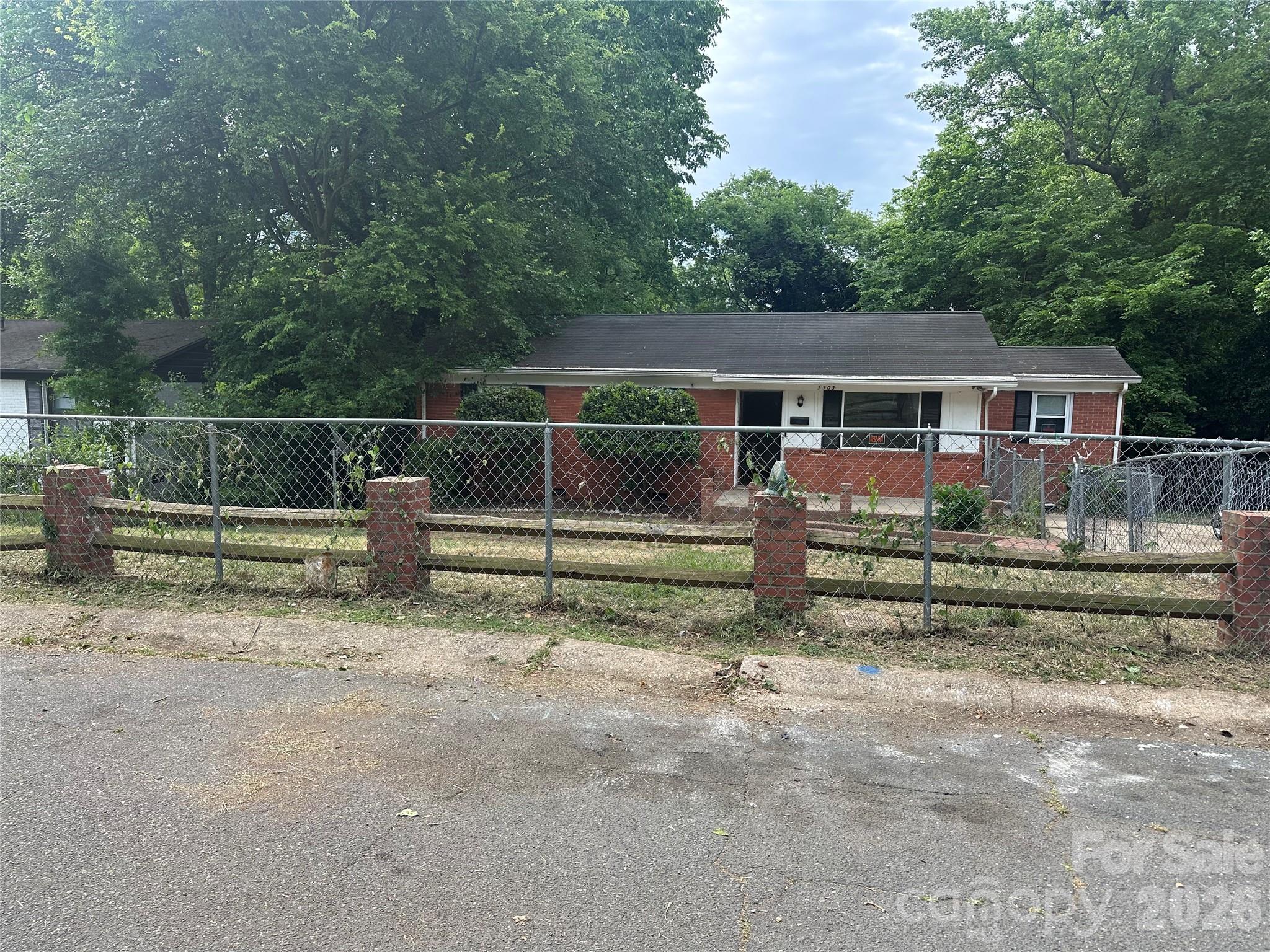1103 Lewiston Avenue Charlotte NC 28208