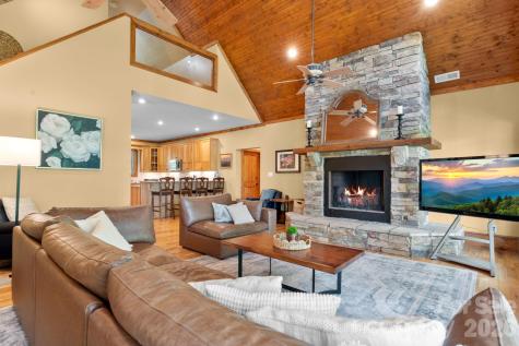 506 Crystal Mountain Road Boone NC 28607