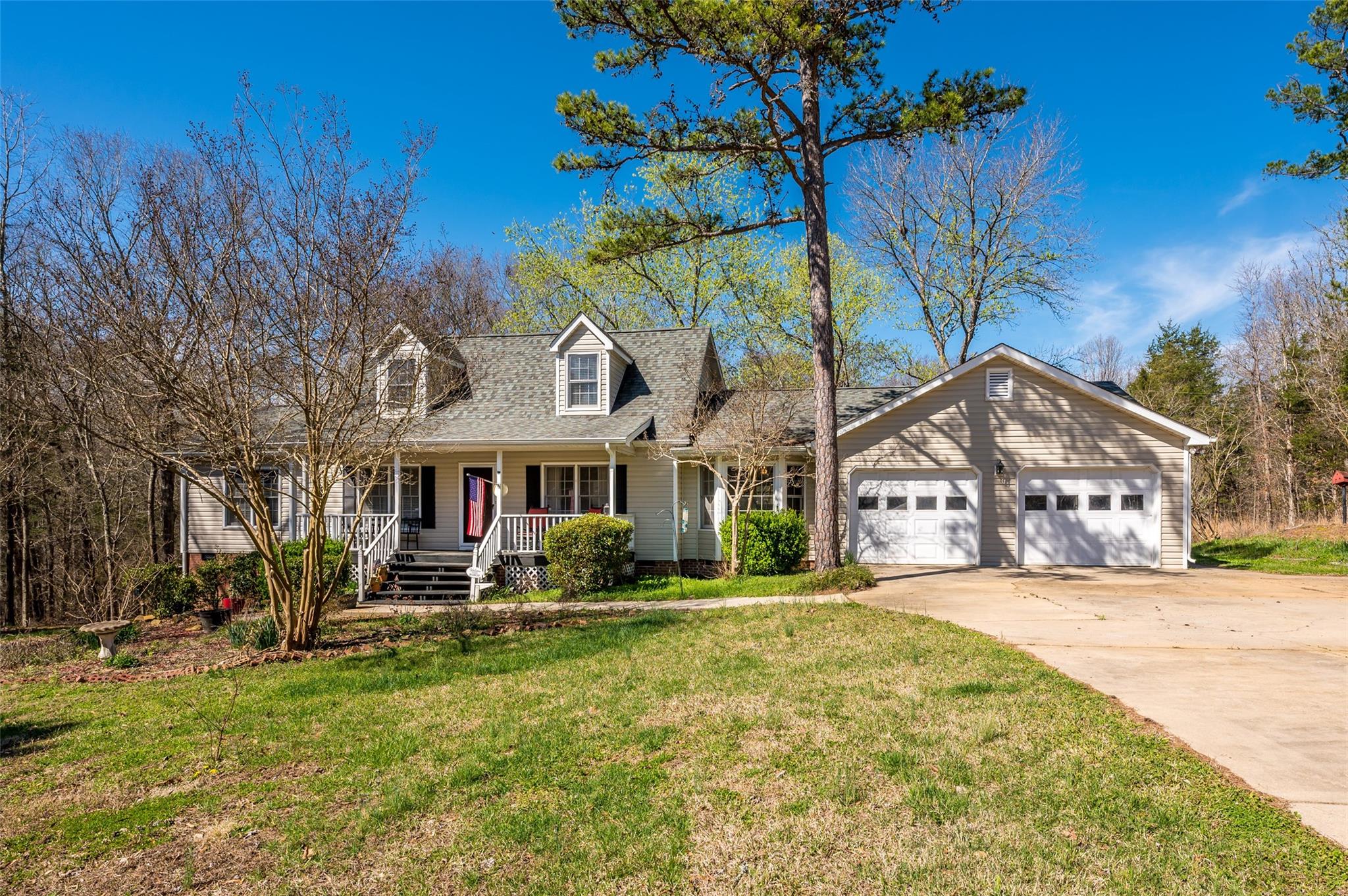 401 Falcon Drive Concord NC 28025