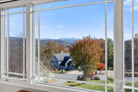 235 Windwhisper Drive Asheville NC 28804