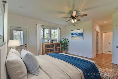 71 Crossings Circle Fairview NC 28730