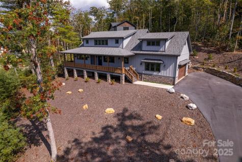 71 Crossings Circle Fairview NC 28730