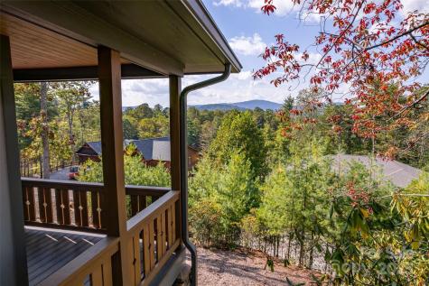 71 Crossings Circle Fairview NC 28730