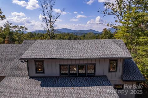 71 Crossings Circle Fairview NC 28730