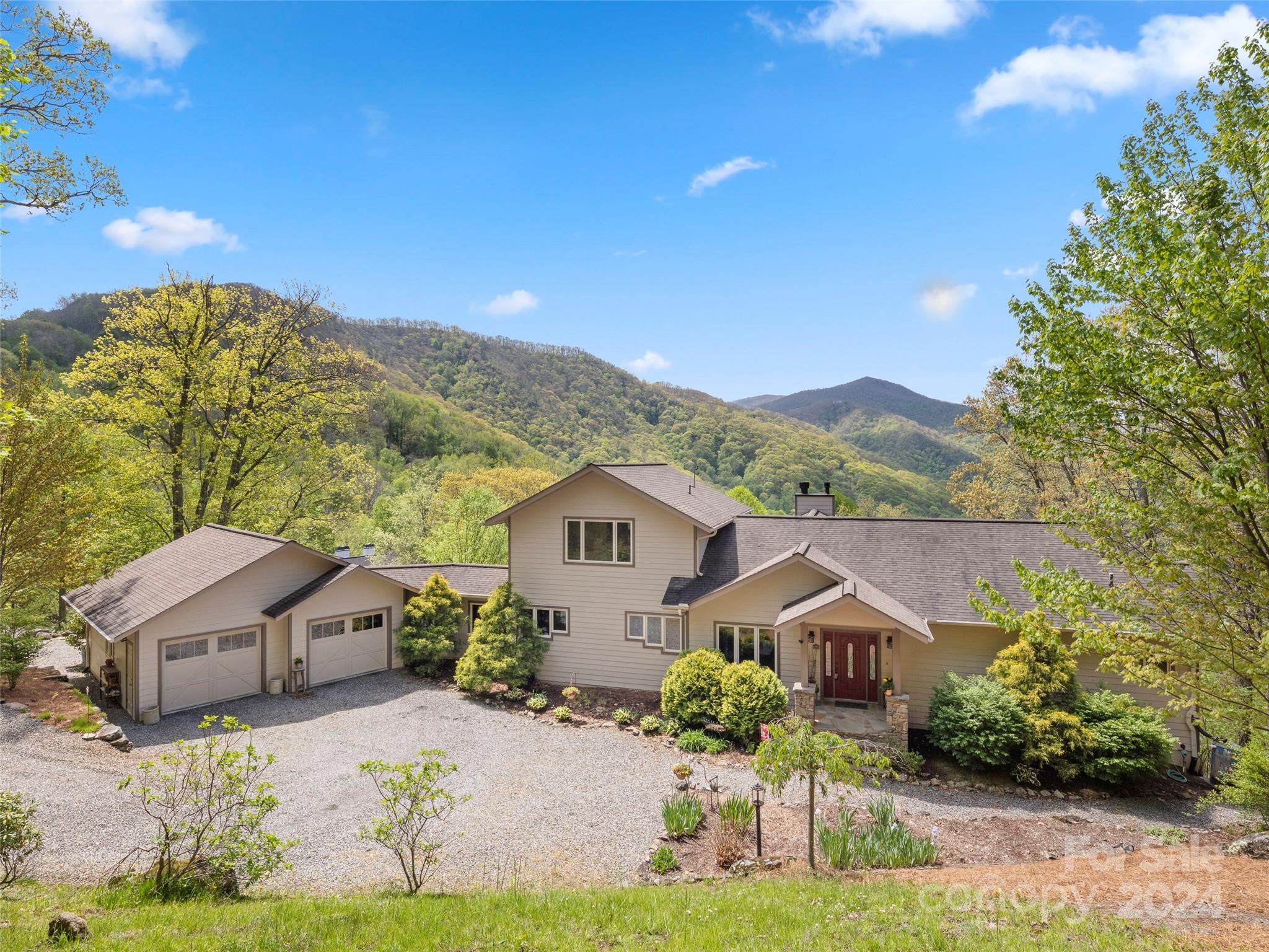 37 Enclave Drive Waynesville NC 28786