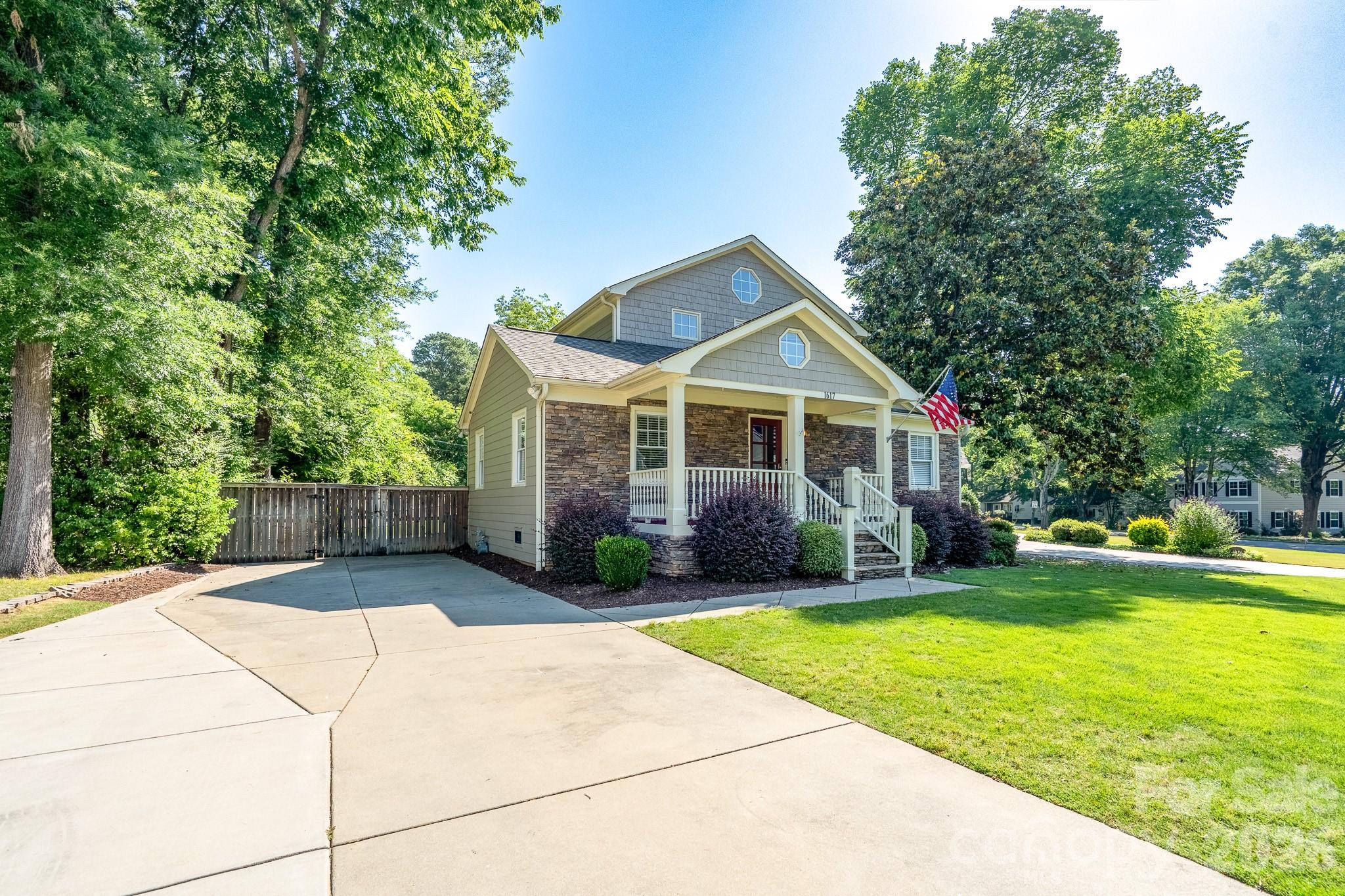 1617 Brook Road Charlotte NC 28205
