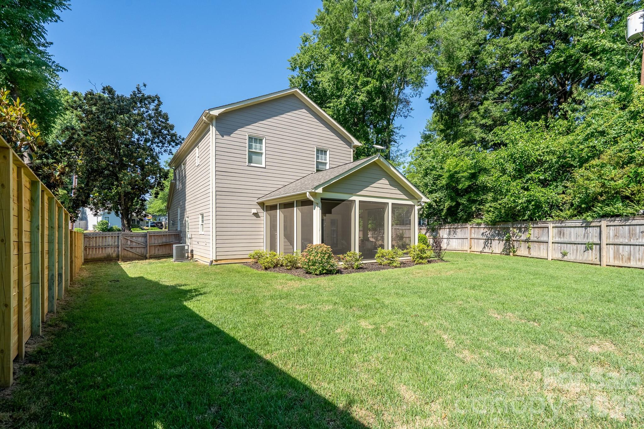 1617 Brook Road Charlotte NC 28205