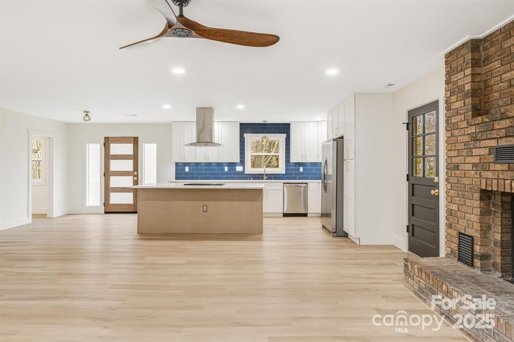 7 Angus Lane Asheville NC 28805