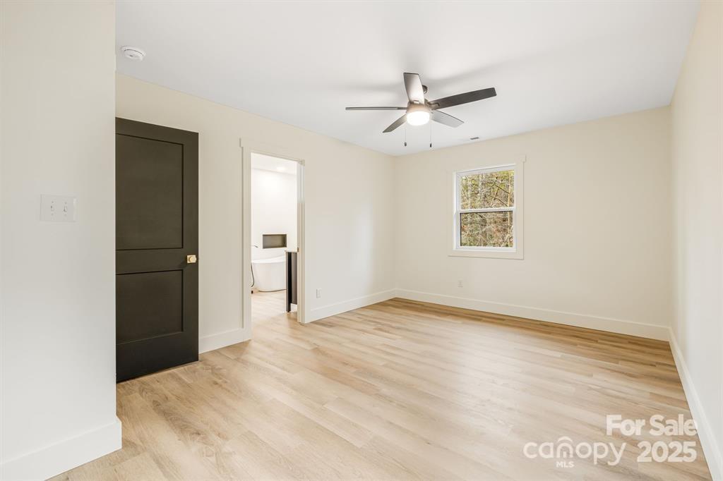 7 Angus Lane Asheville NC 28805