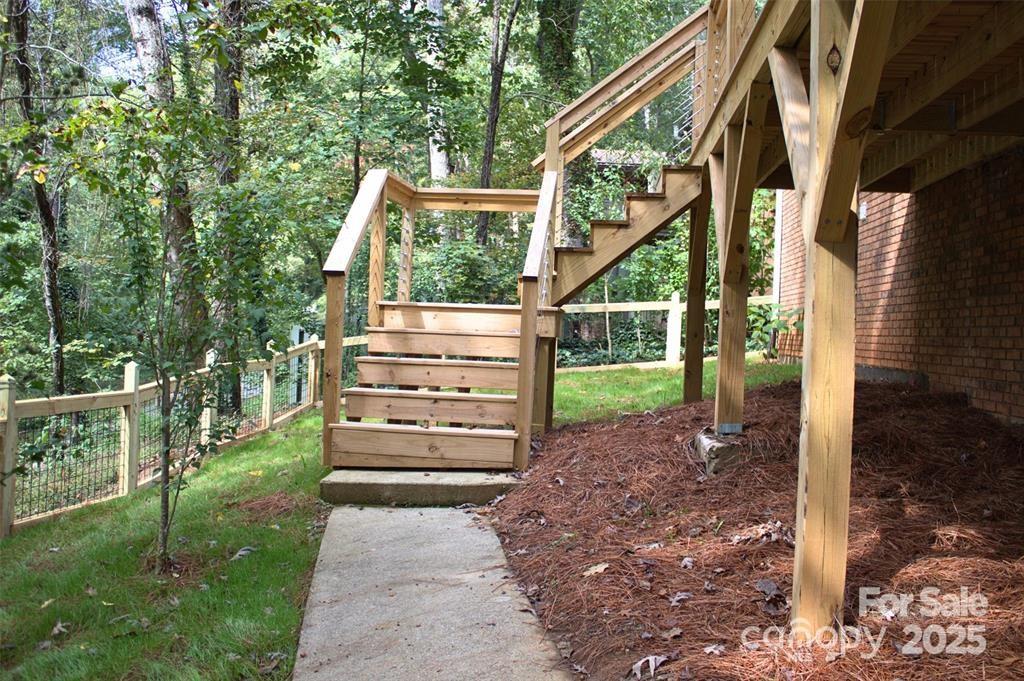 7 Angus Lane Asheville NC 28805