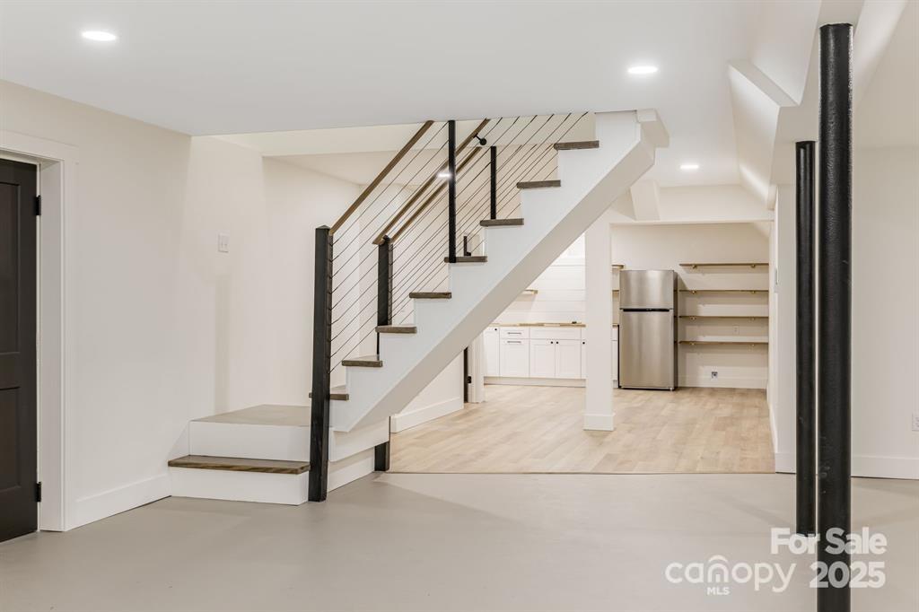 7 Angus Lane Asheville NC 28805