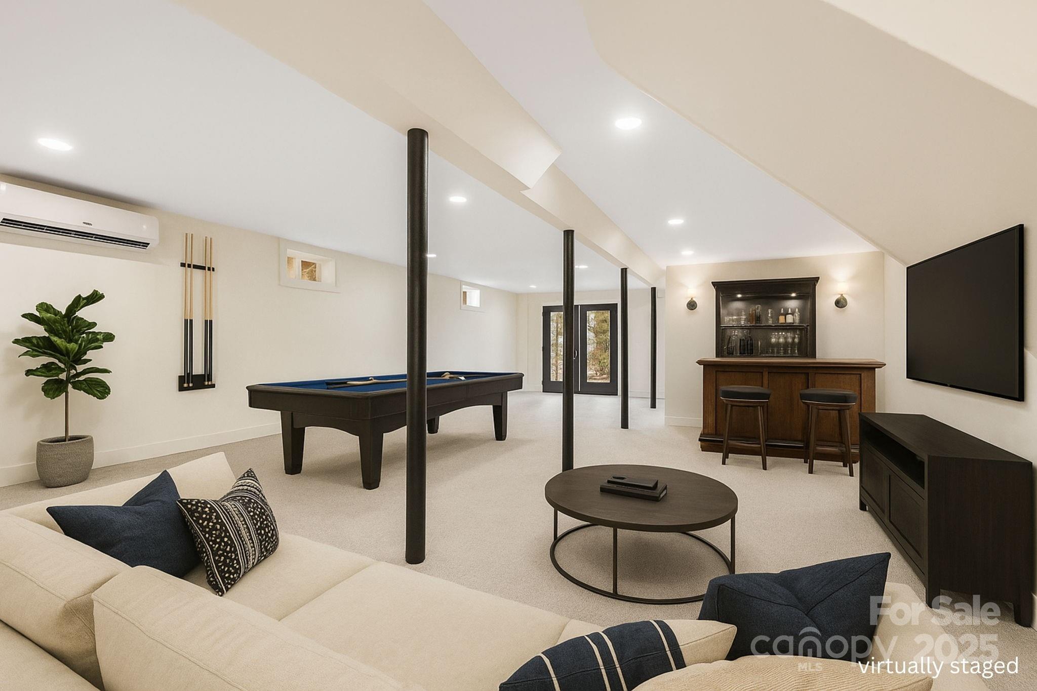 7 Angus Lane Asheville NC 28805