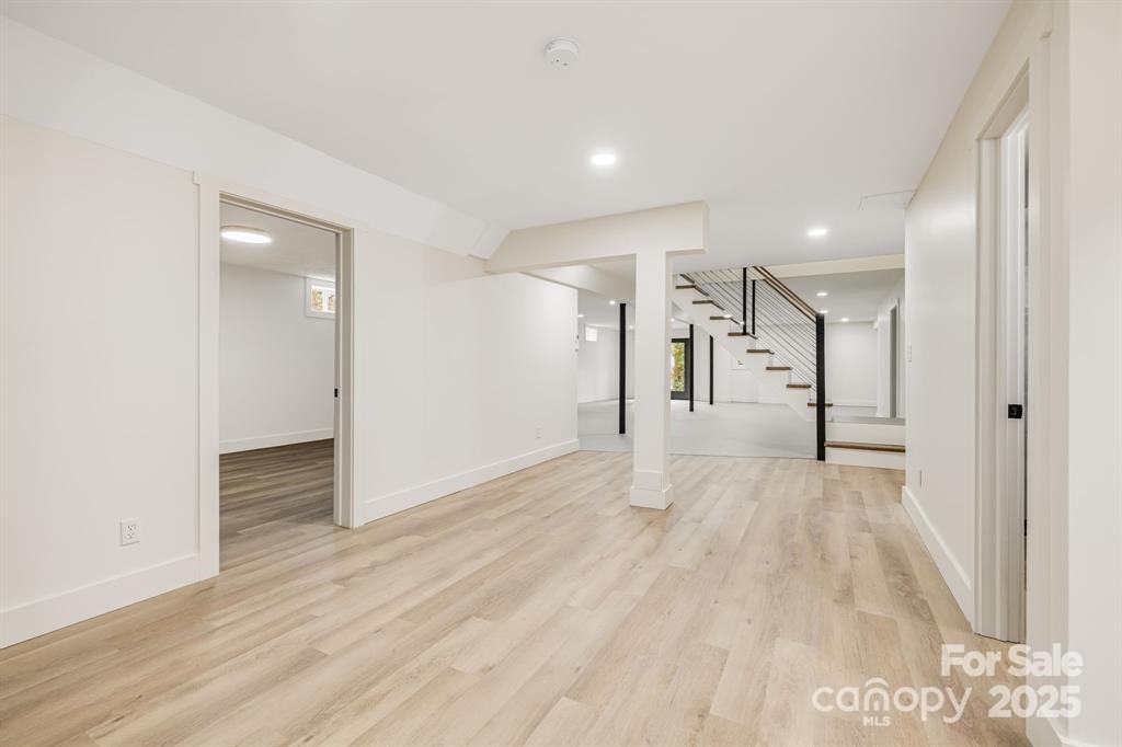 7 Angus Lane Asheville NC 28805