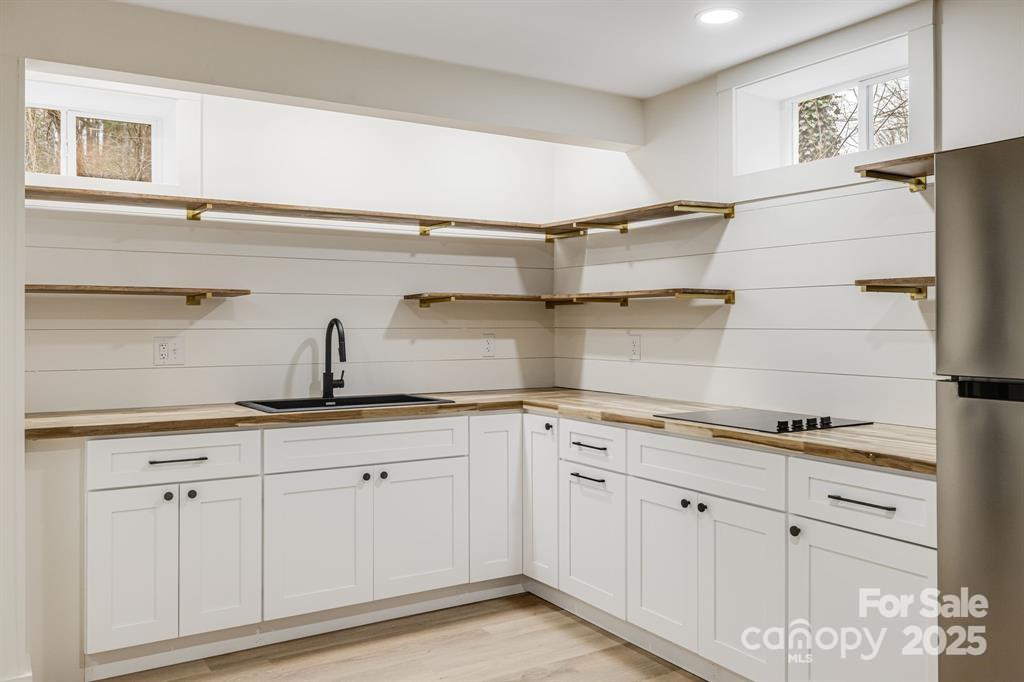 7 Angus Lane Asheville NC 28805