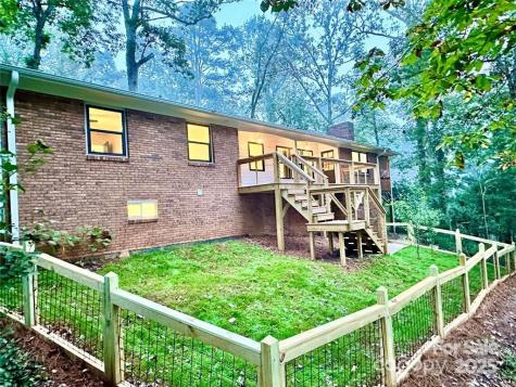 7 Angus Lane Asheville NC 28805