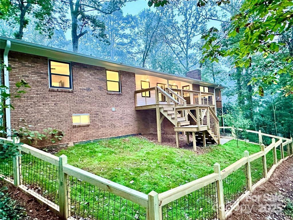 7 Angus Lane Asheville NC 28805