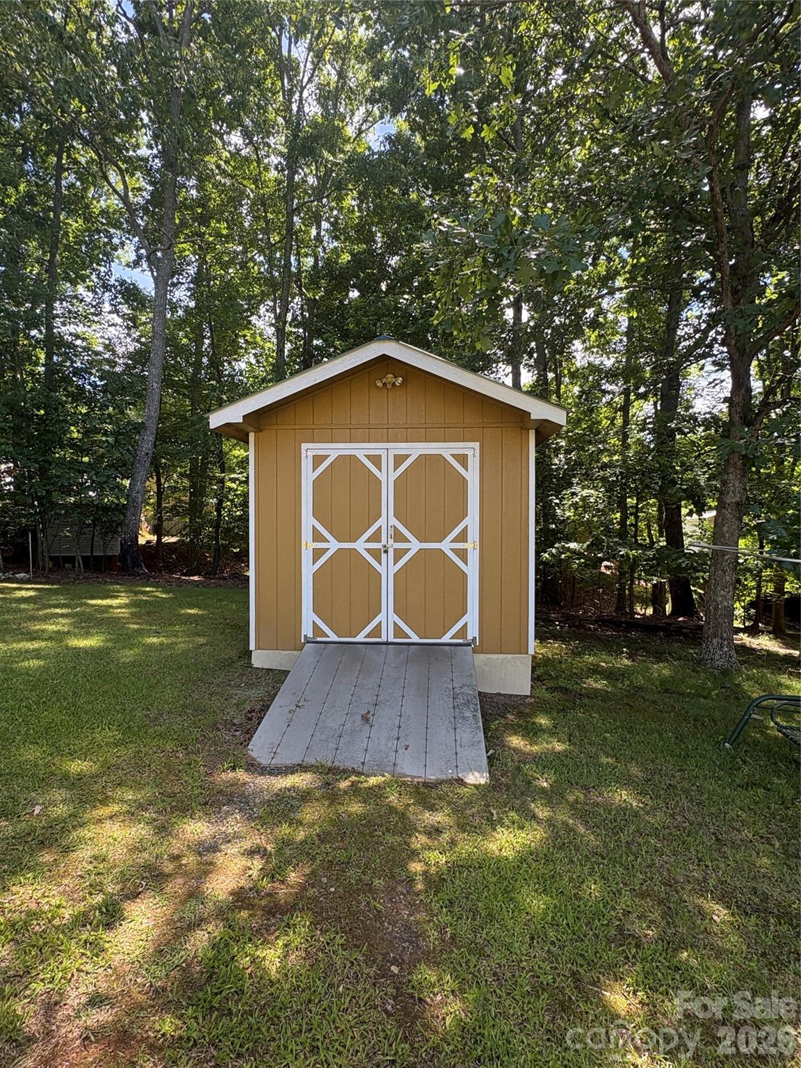 132 Blue Bird Drive New London NC 28127