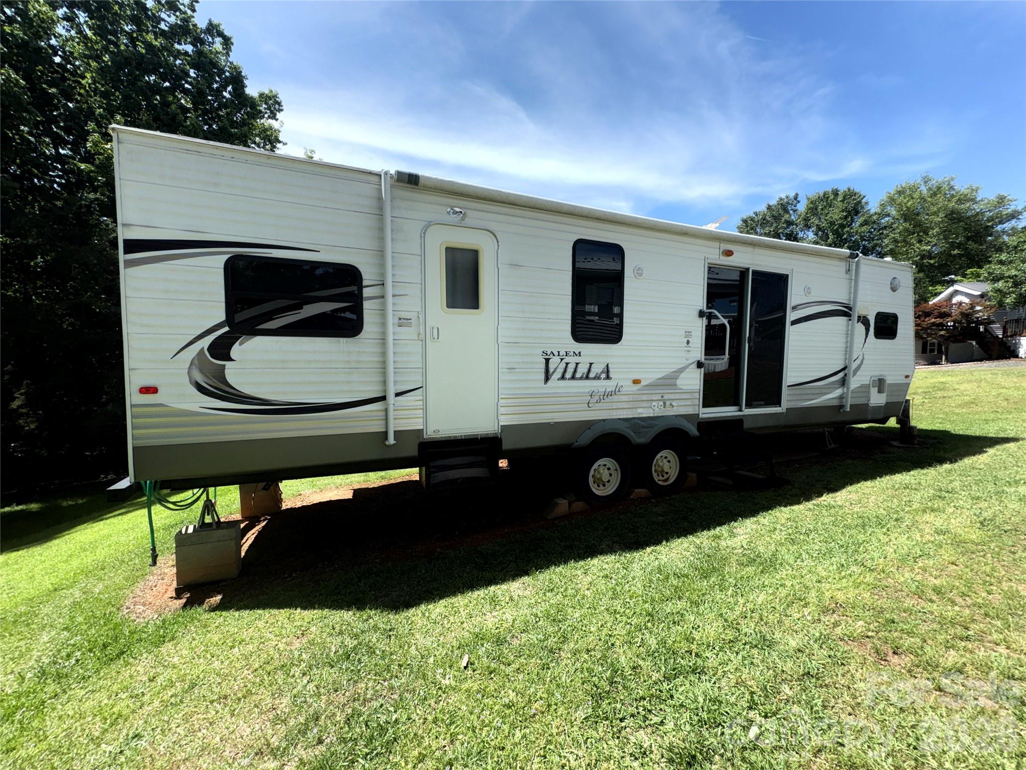 132 Blue Bird Drive New London NC 28127