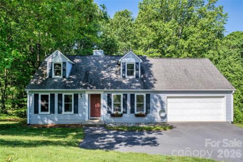 18 Tarragon Place Flat Rock NC 28731
