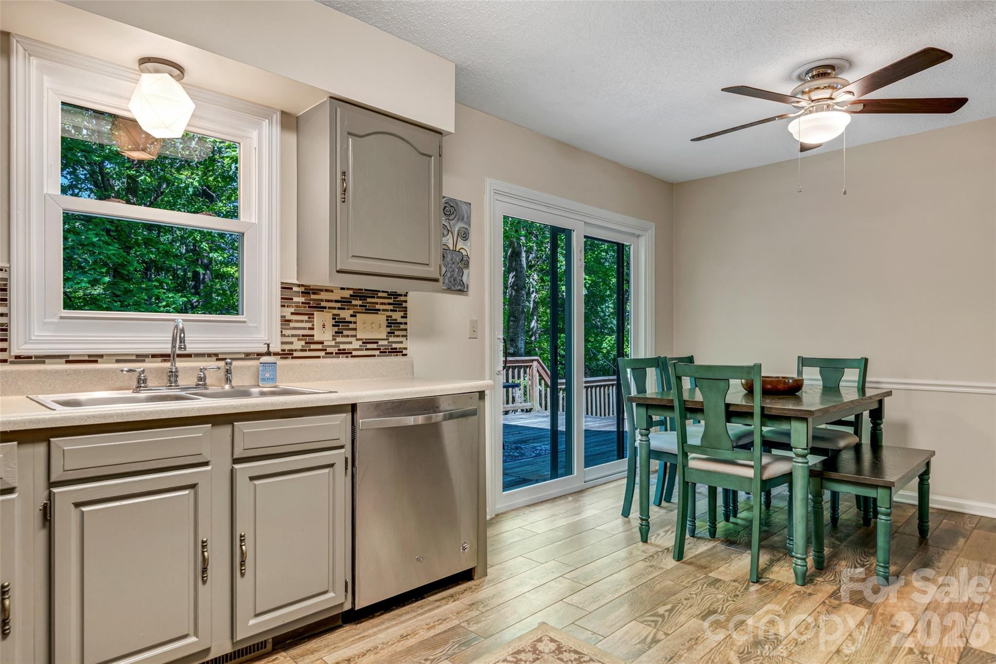 18 Tarragon Place Flat Rock NC 28731