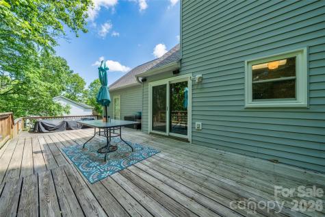 18 Tarragon Place Flat Rock NC 28731