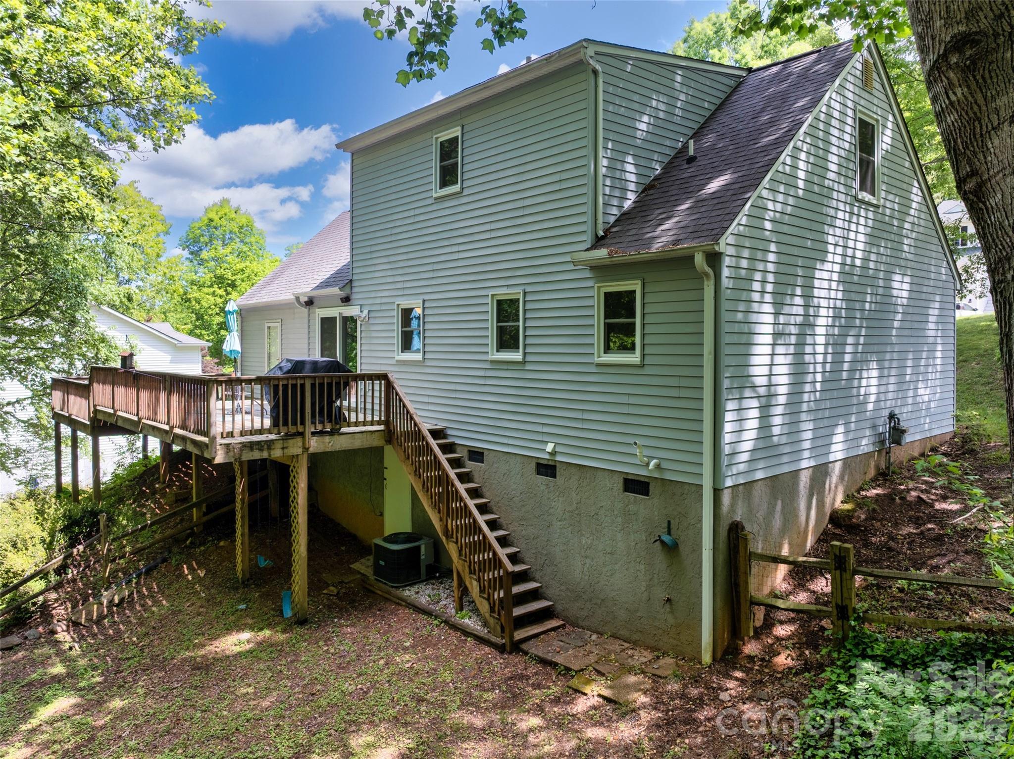 18 Tarragon Place Flat Rock NC 28731