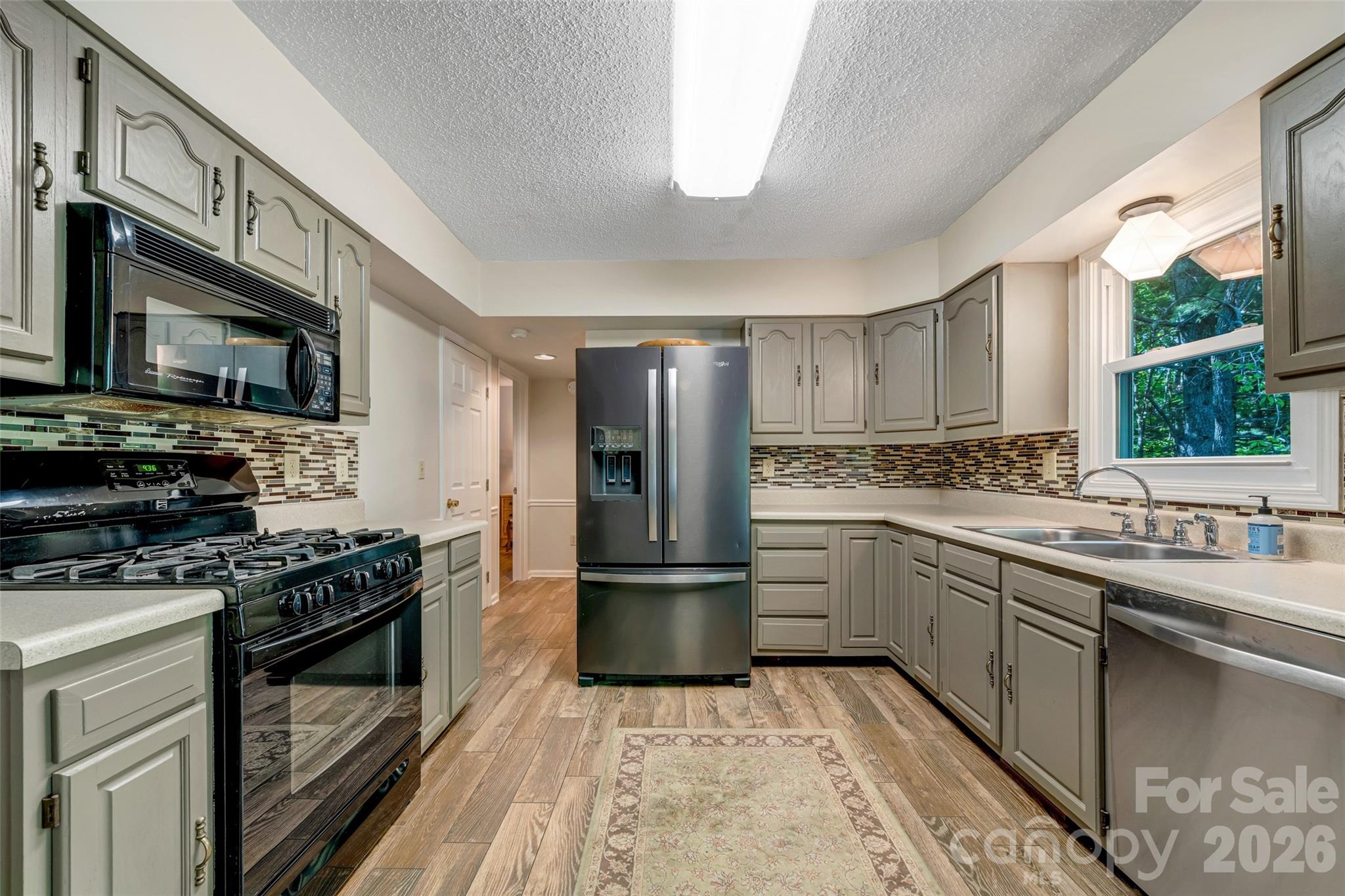 18 Tarragon Place Flat Rock NC 28731