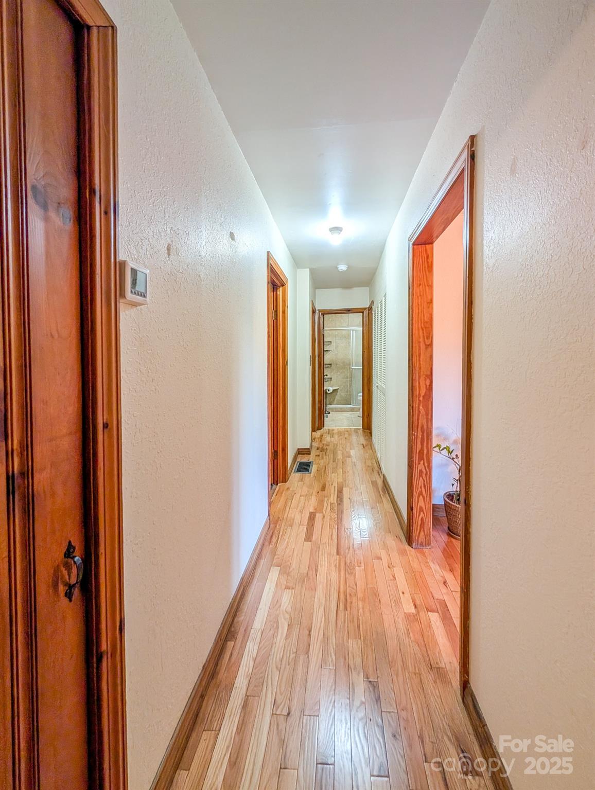 39 Hawthorne Lane Burnsville NC 28714