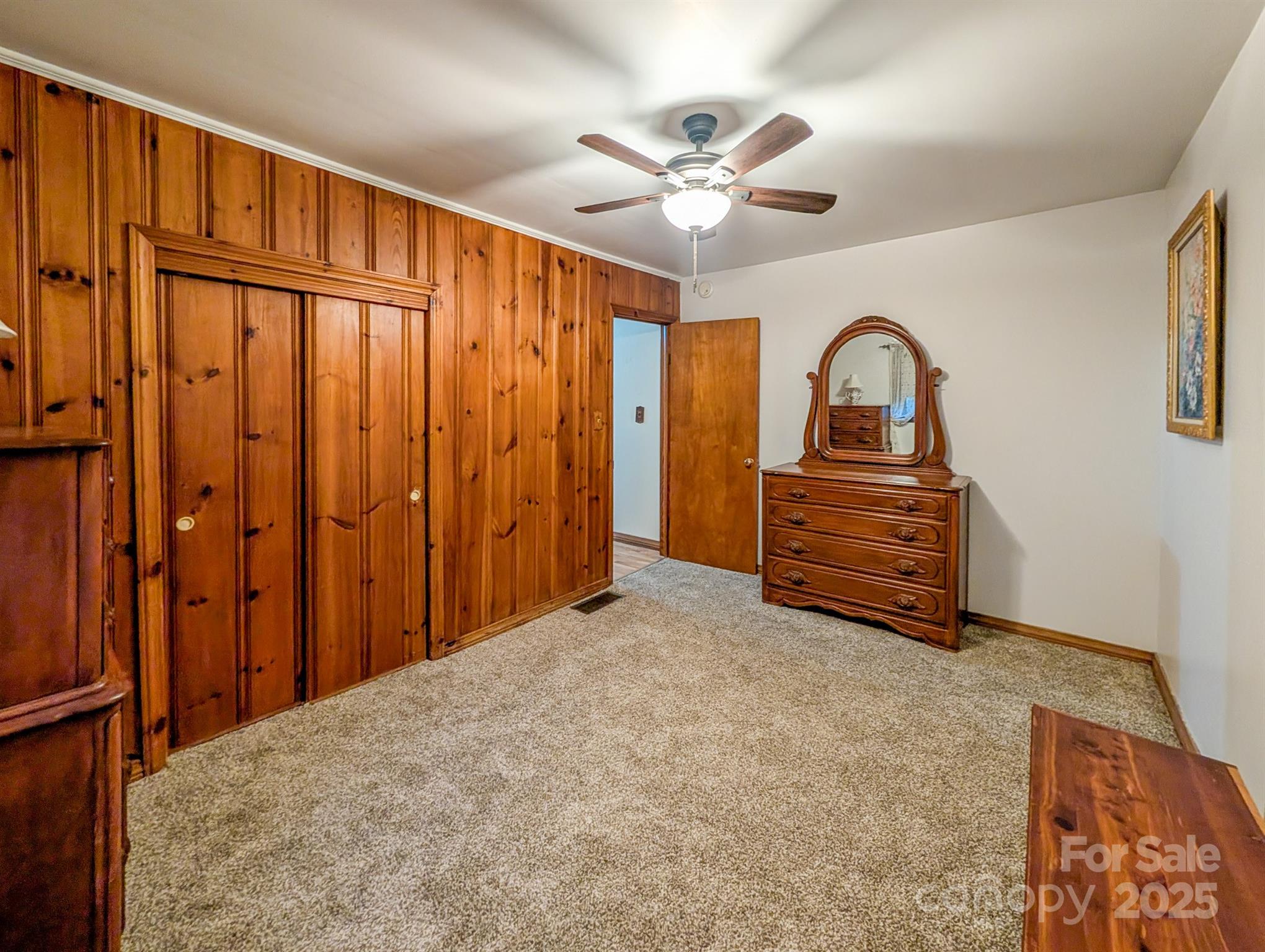 39 Hawthorne Lane Burnsville NC 28714