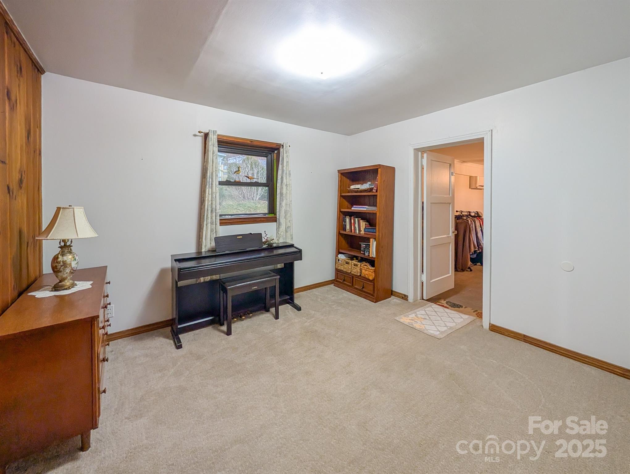 39 Hawthorne Lane Burnsville NC 28714
