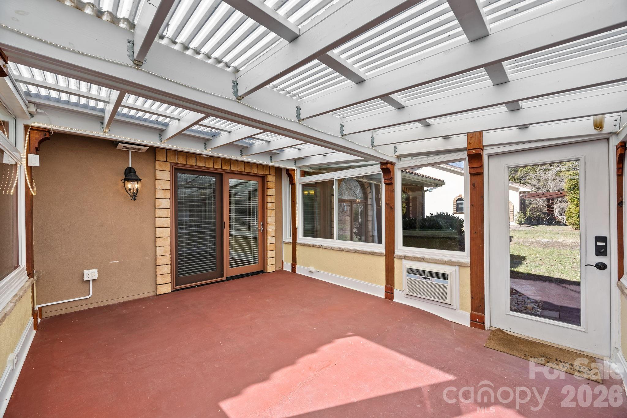 26 Ocaso Drive Asheville NC 28806